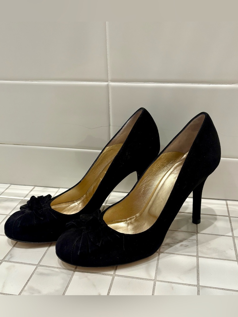 Etro Black Suede High Heel Pumps with Knot Detail